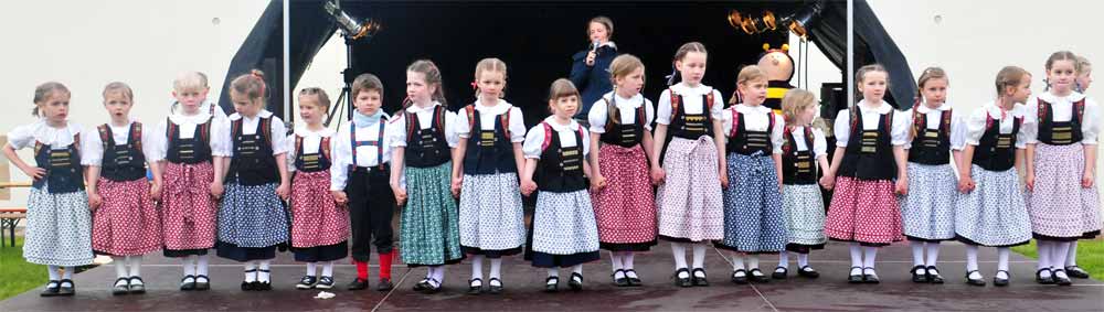 Thüringer Folklore Ensemble Erfurt zum 17. Familienfrühlingsfest - Citadelle Erfurt - Petersberg