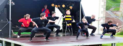 Kampfkunstschule "Vo Dao Vietnam" zum 17. Familienfrühlingsfest - Citadelle Erfurt - Petersberg Kampfkunstschule "Vo Dao Vietnam" zum 17. Familienfrühlingsfest - Citadelle Erfurt - Petersberg